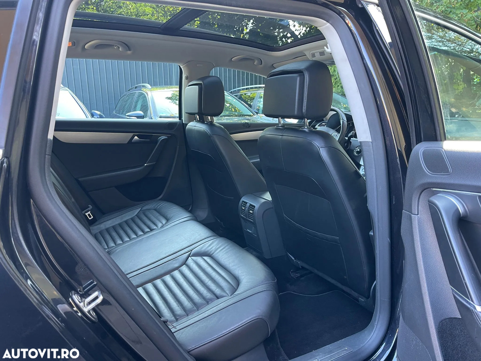 Volkswagen Passat Variant 2.0 TDI BlueMotion Technology Highline - 7