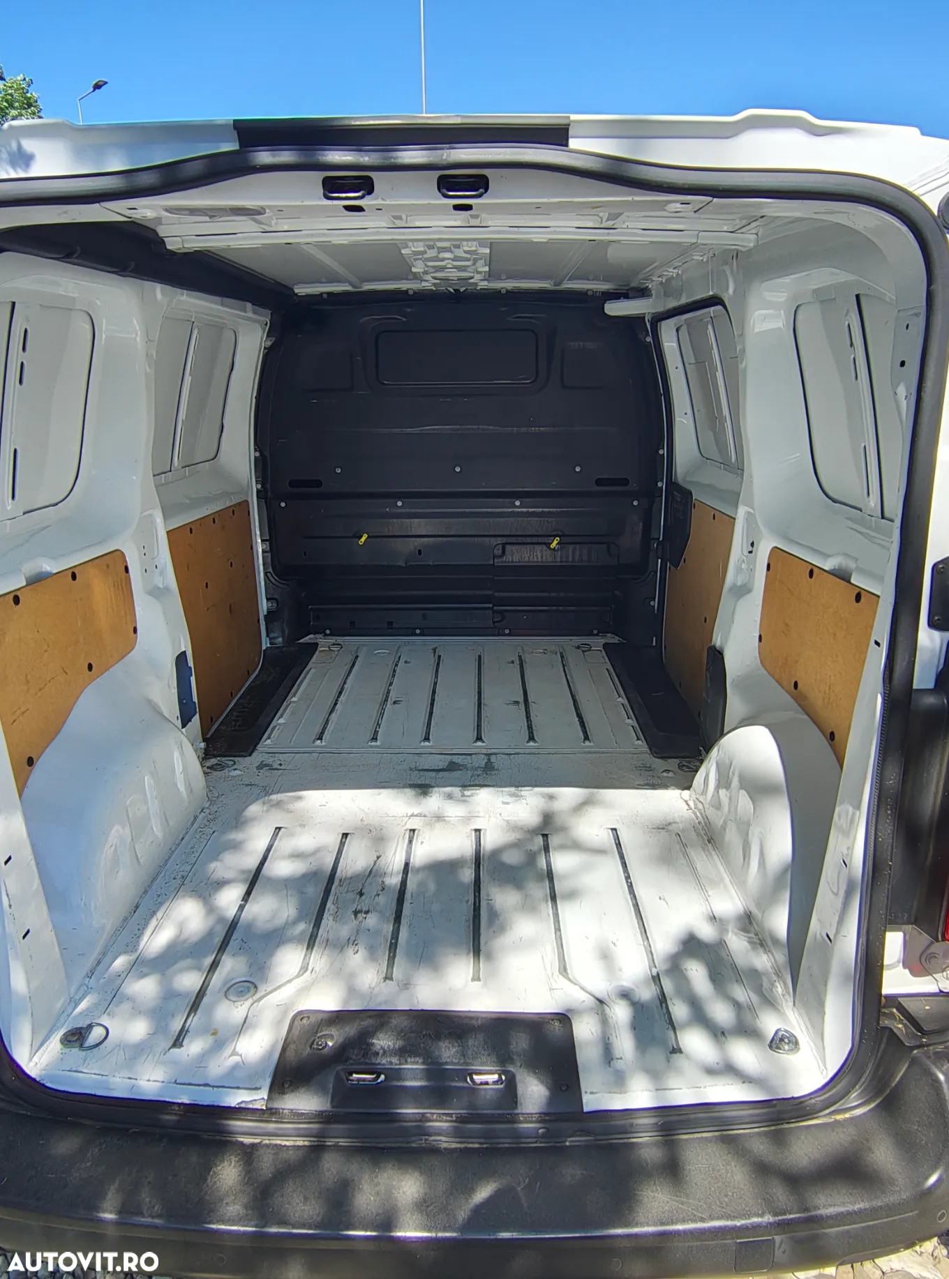 Peugeot Expert - 11