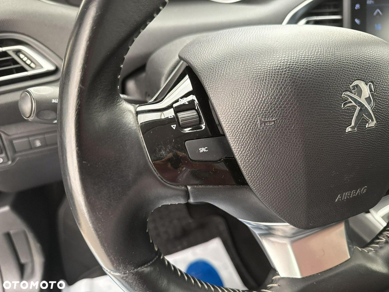Peugeot 308 - 21