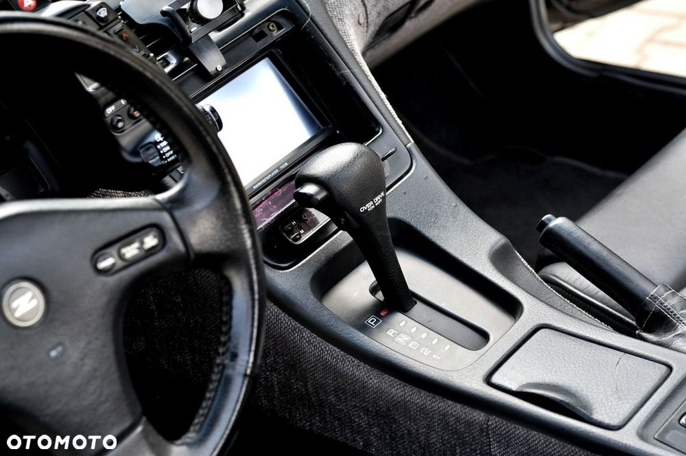 Nissan 300 ZX - 18