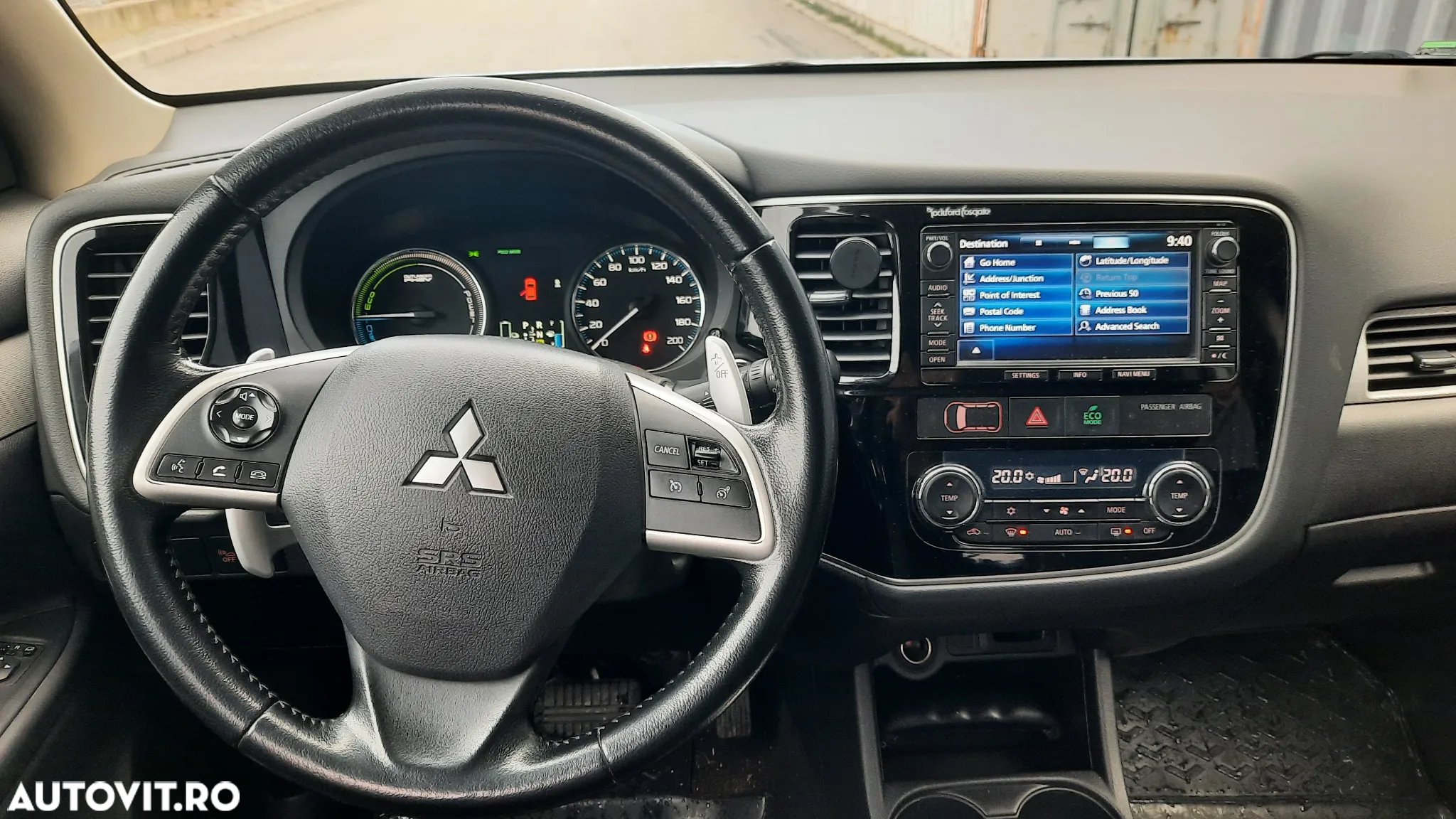 Mitsubishi Outlander 2.0 4WD Plug-In Hybrid - 6