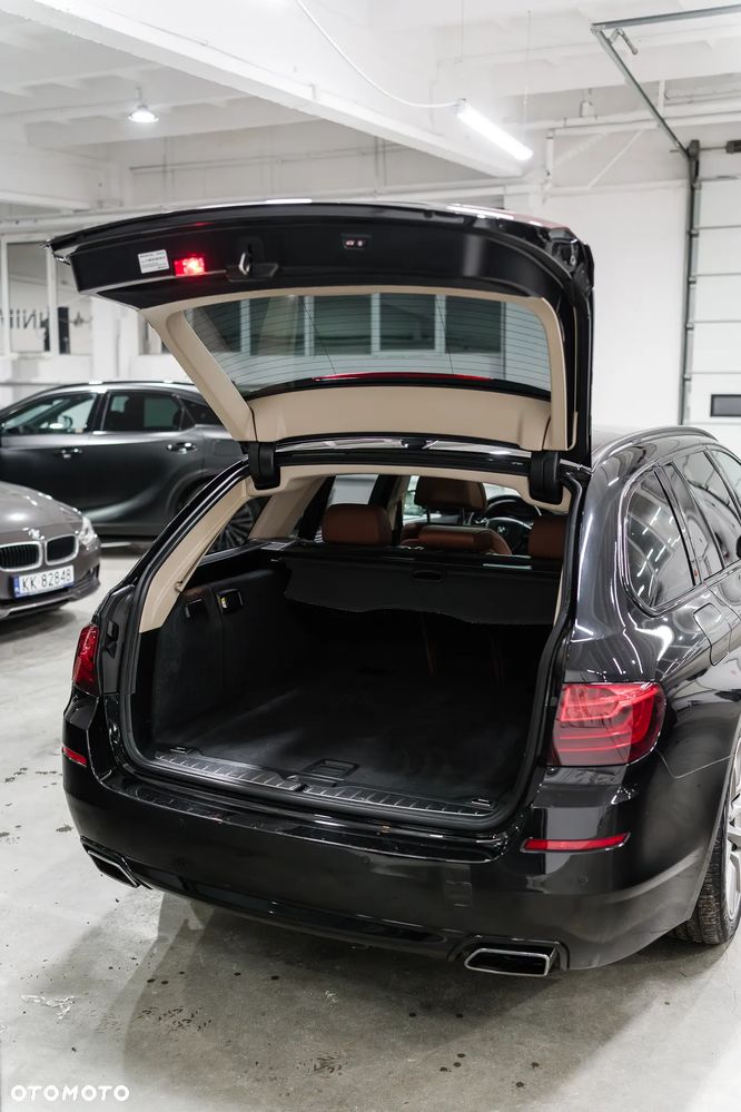 BMW Seria 5 535d xDrive Luxury Line - 12