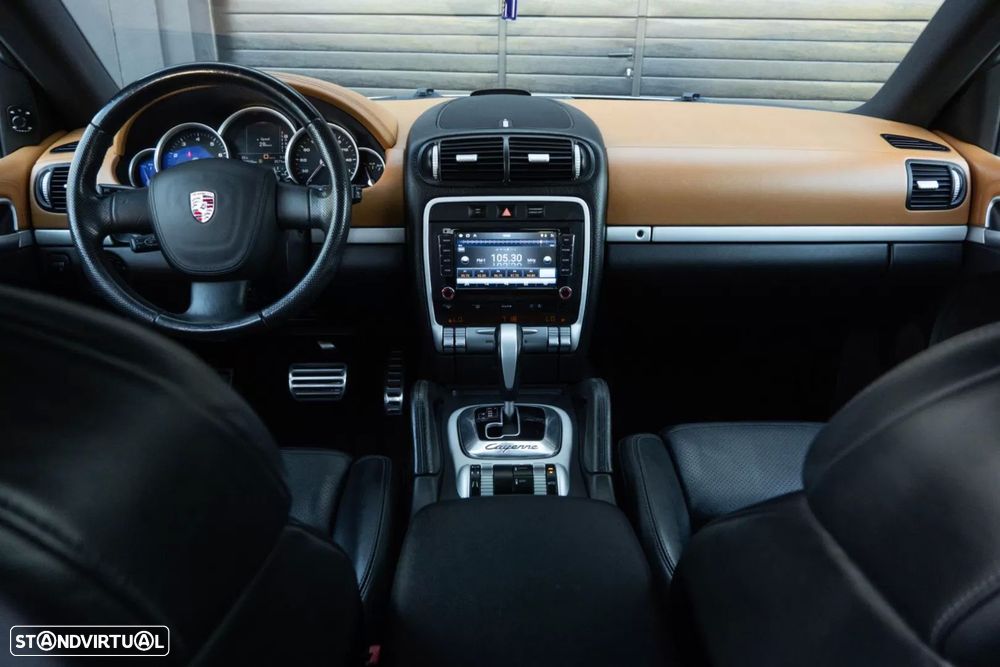 Porsche Cayenne - 5