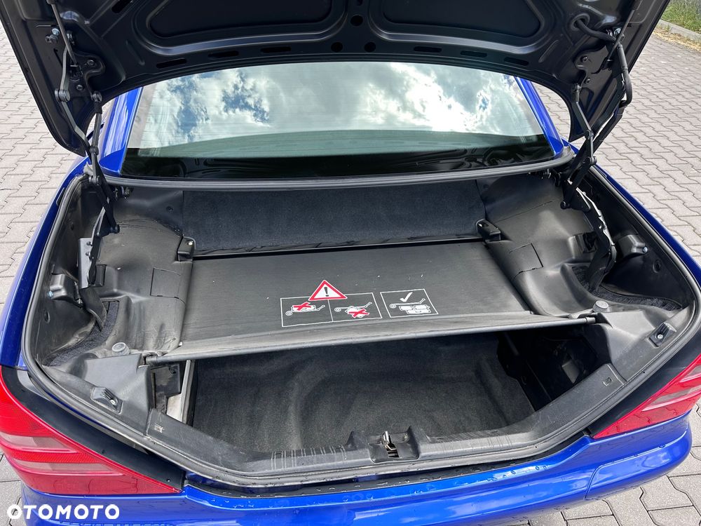Mercedes-Benz SLK 200 - 12