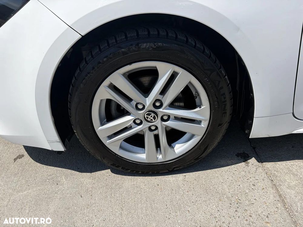 Toyota Corolla - 11