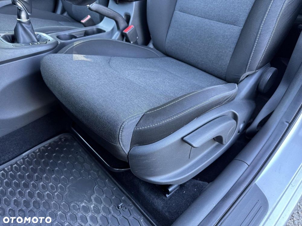 Hyundai i30 1.5 DPI Smart - 12