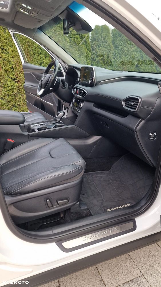 Hyundai Santa Fe 2.0 CRDi Platinum 4WD - 17
