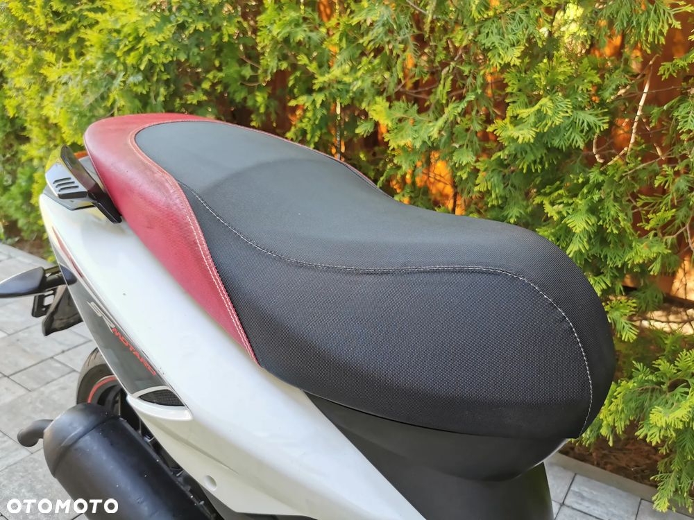 Aprilia SR - 14