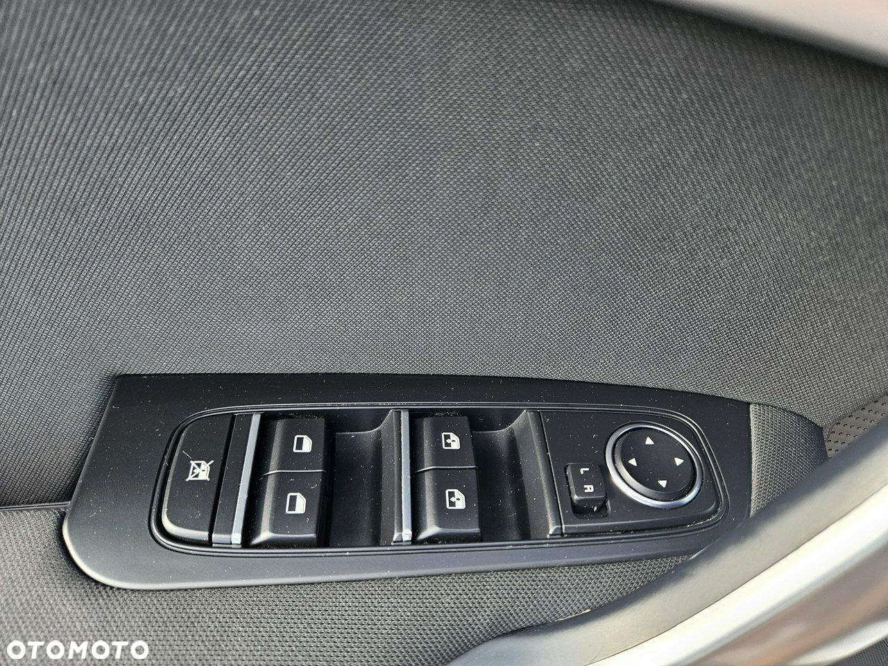 Kia Ceed - 14