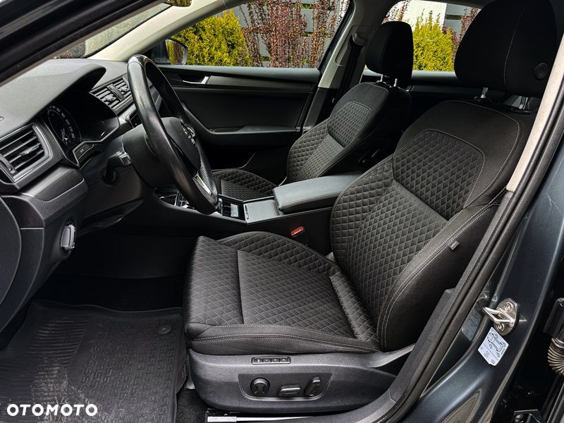 Skoda Superb 2.0 TDI SCR 4x4 Ambition DSG - 14