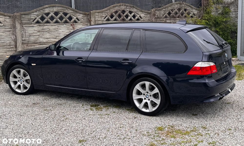 BMW Seria 5 525xi - 12