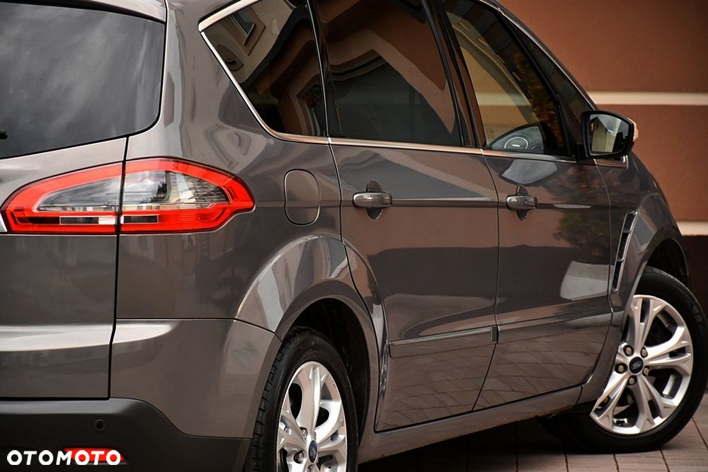 Ford S-Max 2.0 TDCi DPF Titanium - 12