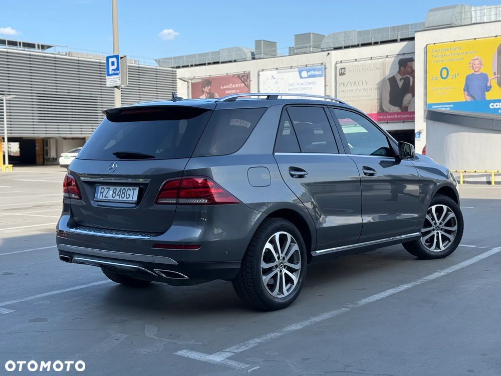 Mercedes-Benz GLE 250 d 4-Matic - 6