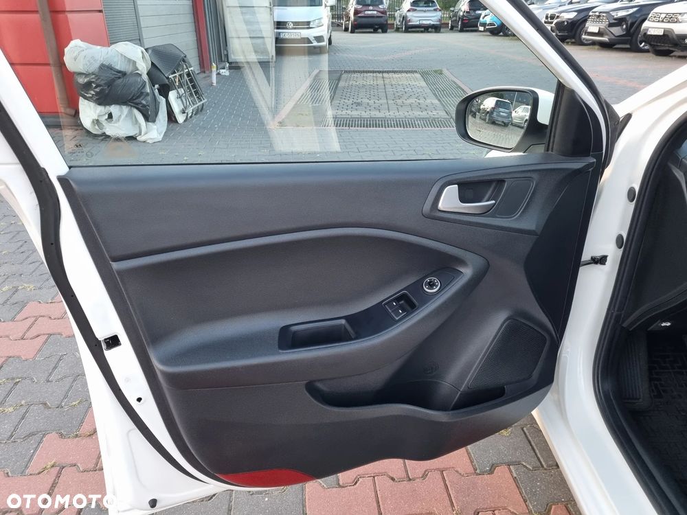 Hyundai i20 1.2 BlueDrive Comfort - 10