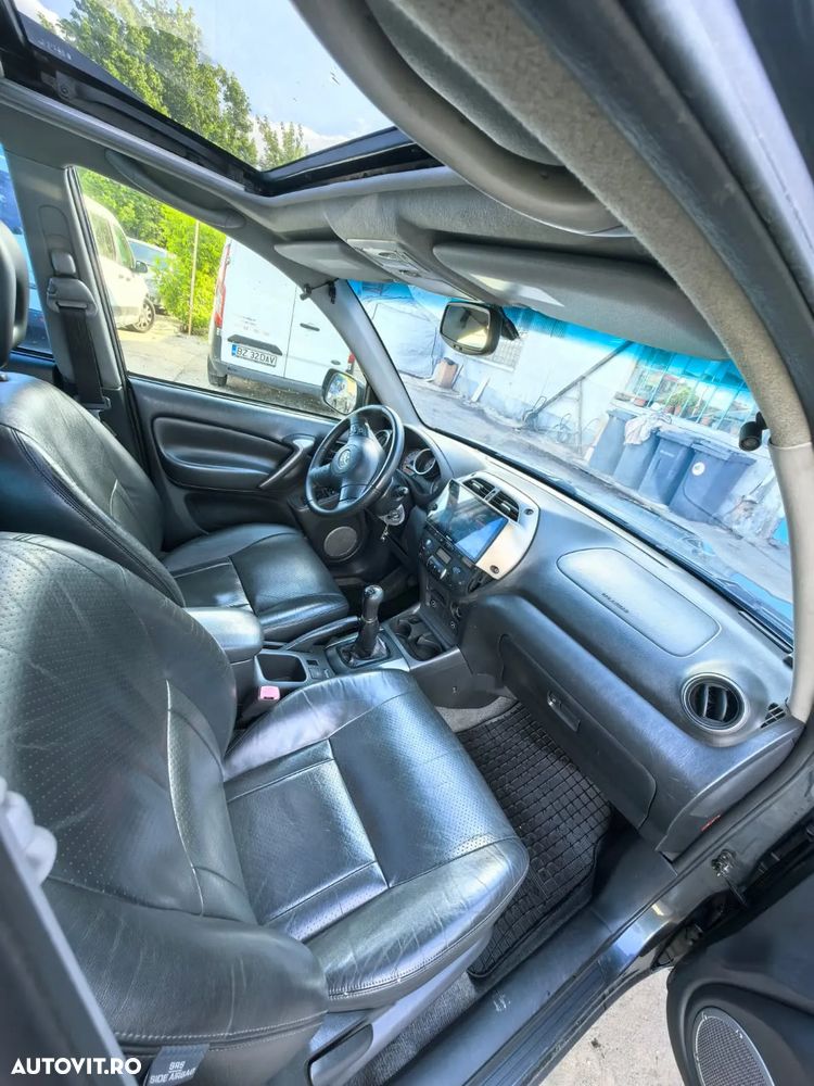 Toyota RAV4 2.0 D-4D VIP - 6