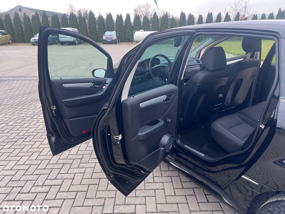 Mercedes-Benz Klasa B 200 Special Edition - 15