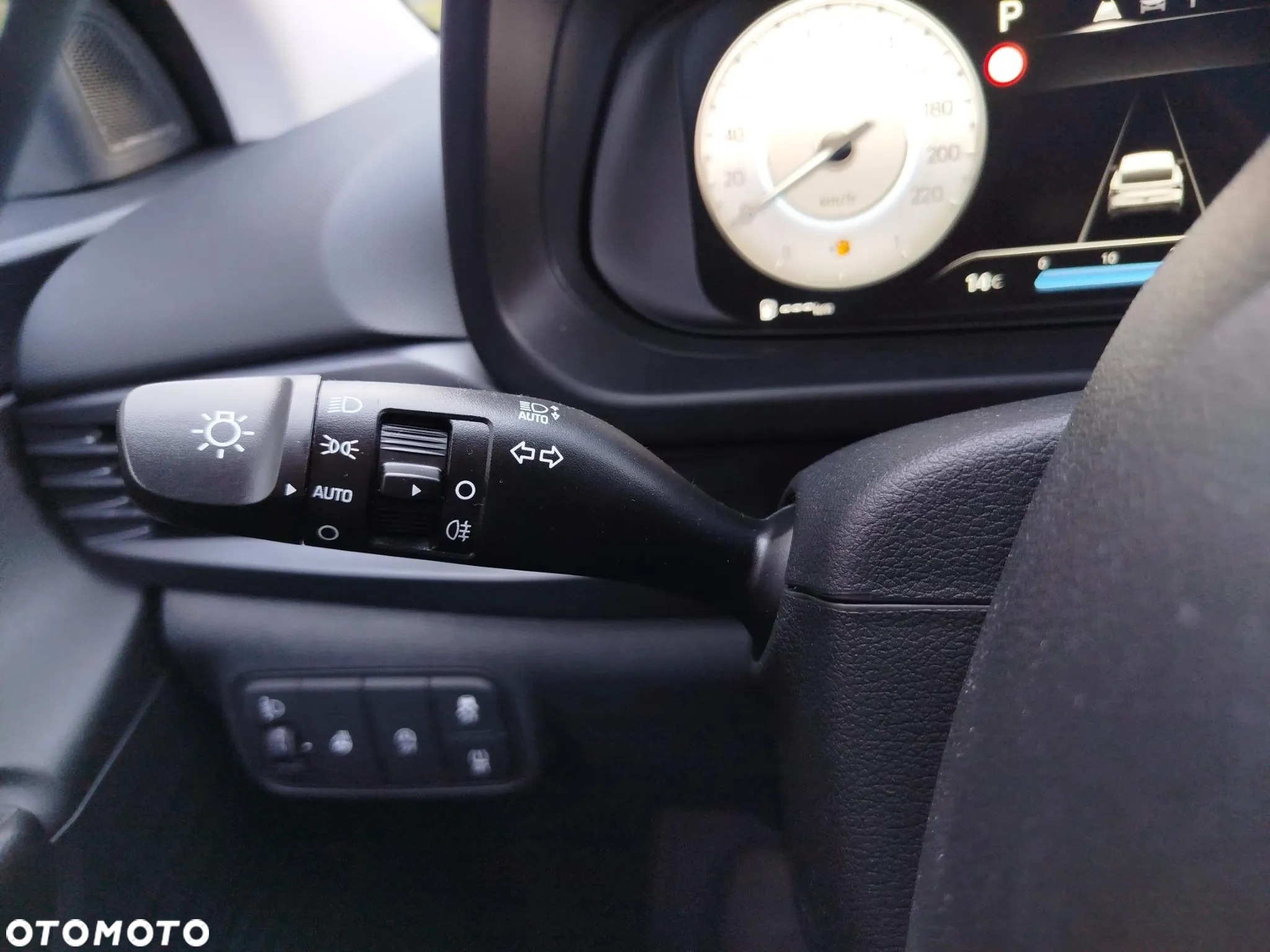 Hyundai i20 1.0 T-GDi Modern DCT - 11
