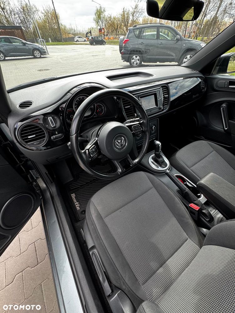Volkswagen Beetle 2.5 - 11