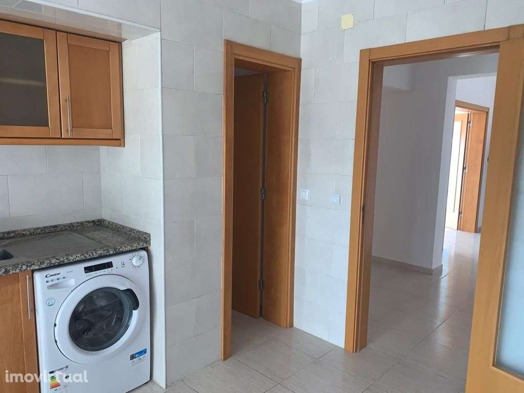 Apartamento T2 na Azambuja - Grande imagem: 4/13