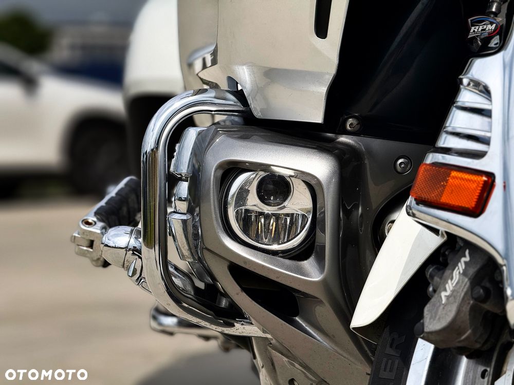 Honda GL - 16