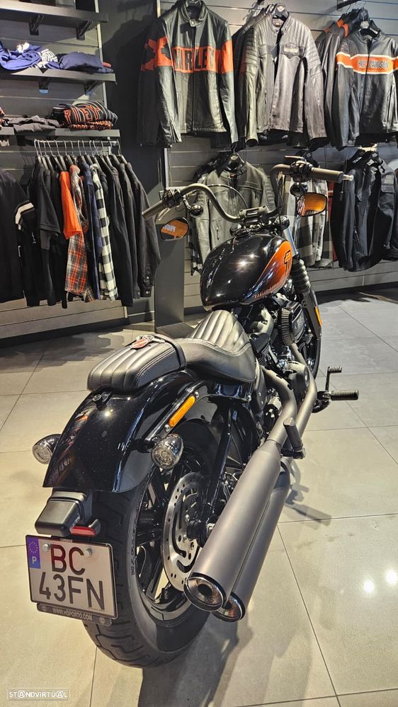 Harley-Davidson Street Bob 114 - 13