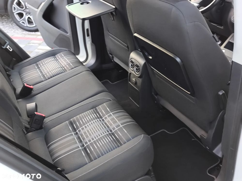 Volkswagen Tiguan 2.0 TDI Sport&Style - 26