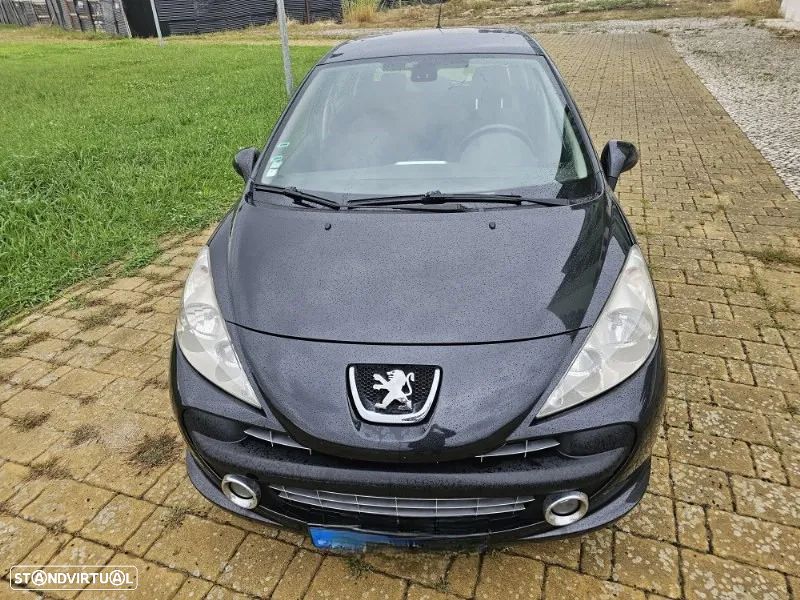 Peugeot 207 1.4 16V Trendy - 3