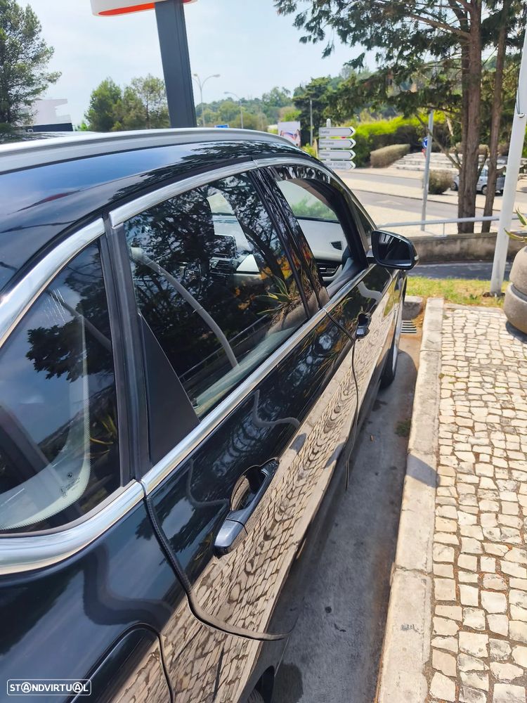 BMW 225xe Active Tourer - 16