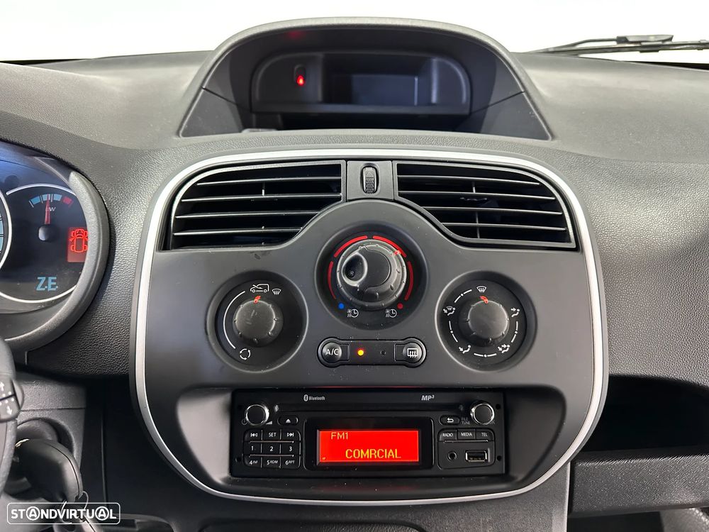 Renault KANGOO Z.E. 33 KW - IVA DEDUTIVÉL - BATERIAS PRÓPRIAS - 26