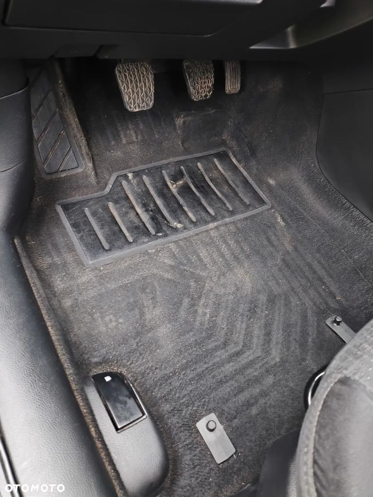 Mazda 6 2.0 Exclusive - 25