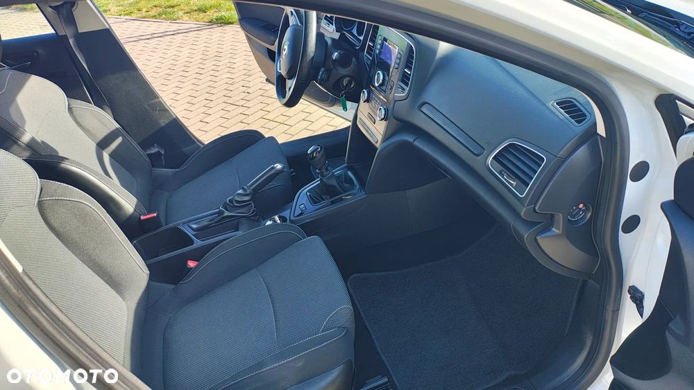 Renault Megane ENERGY TCe 100 LIMITED - 15