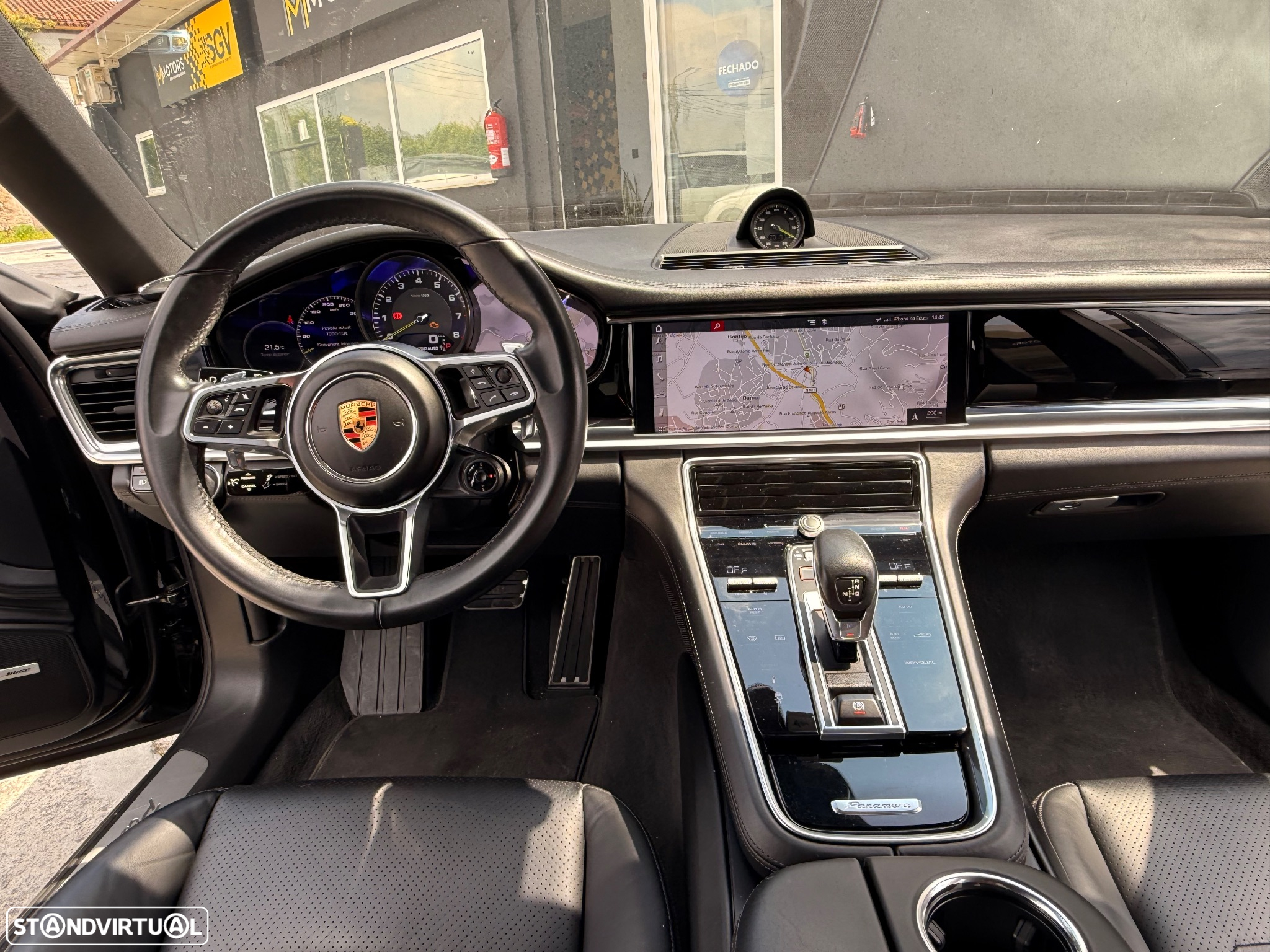 Porsche Panamera Sport Turismo 4 E-Hybrid 10 Years Edition - 47