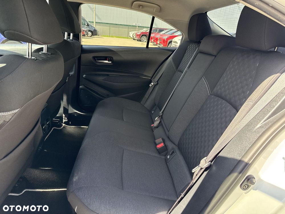 Toyota Corolla 1.8 Hybrid Style - 12