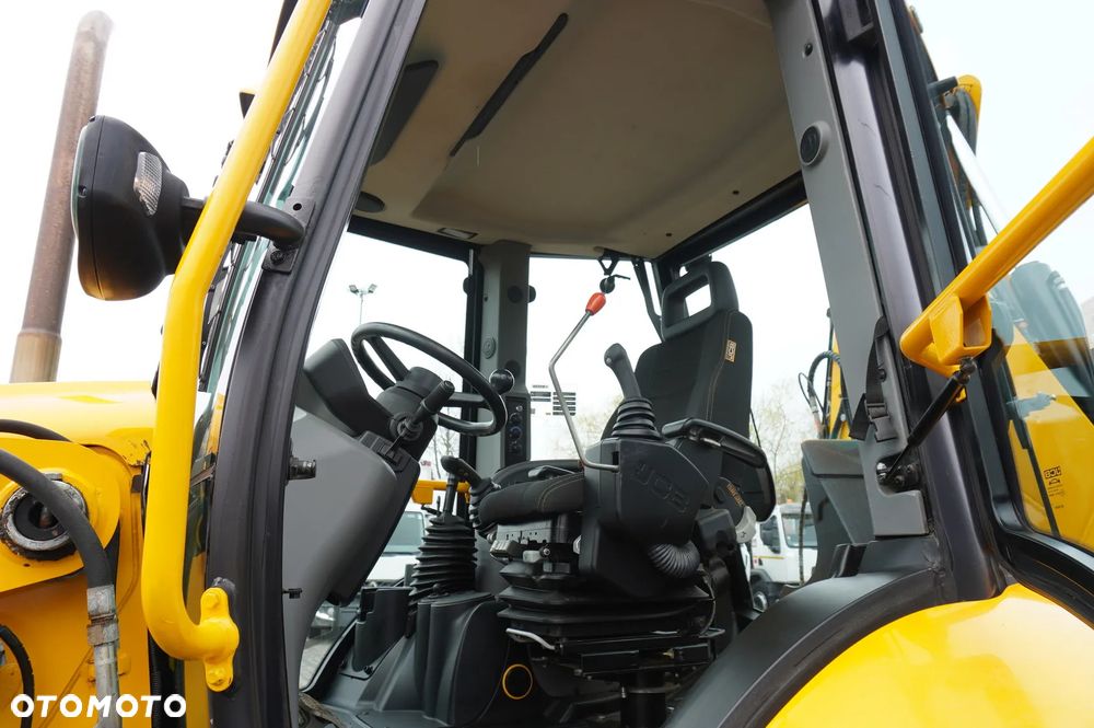 JCB 4CX PRO / 3800 MTH! / 2022 / joysticki / 4 szt - 20