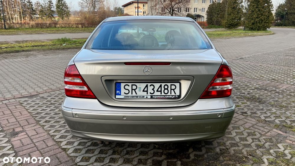 Mercedes-Benz Klasa C - 7