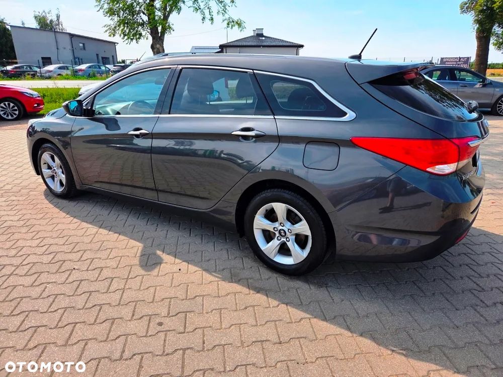 Hyundai i40 Kombi blue 1.7 CRDi Style - 15