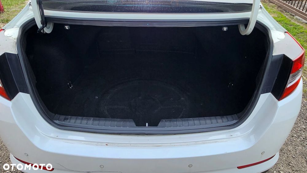 Kia Optima 1.7 CRDI Attract - 16