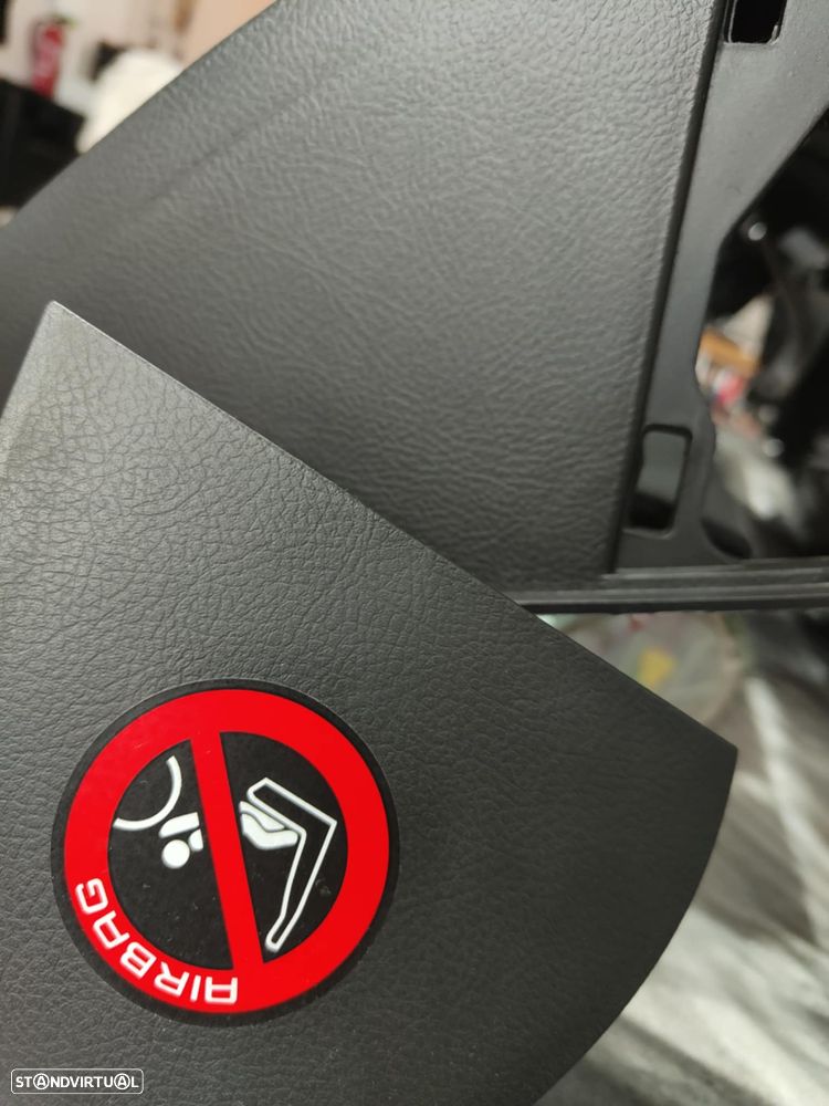 Lexus IS 200 Standard - 43