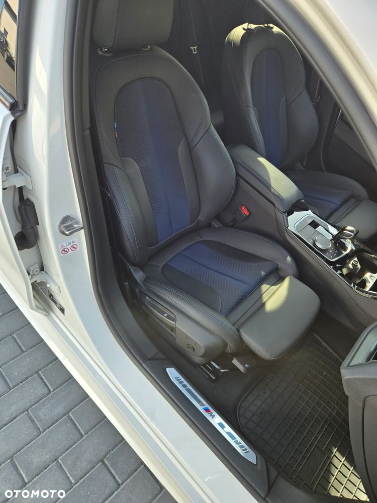 BMW Seria 1 118i M Sport - 27