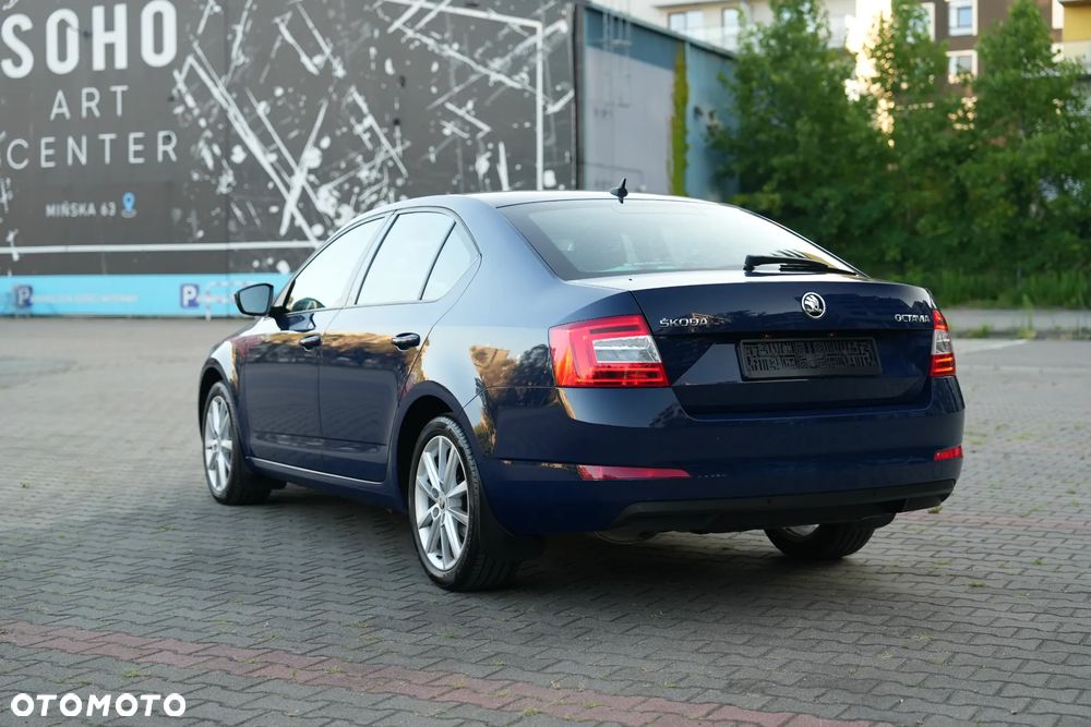 Skoda Octavia 2.0 TDI Style DSG - 7