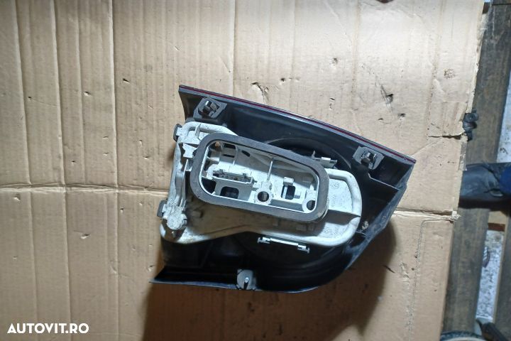 Lampa stop dreapta pe aripa Volkswagen VW Polo 4 9N  [din 2001 pana  2005] seria Hatchback 5-usi 1. - 1
