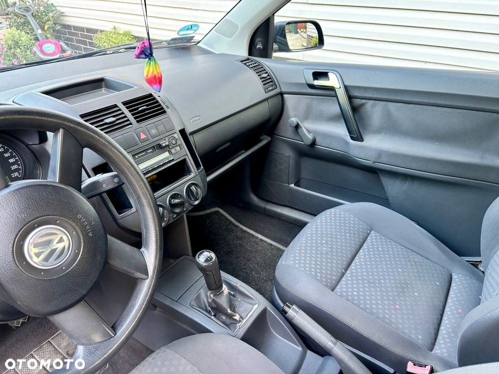 Volkswagen Polo 2003 photo 5