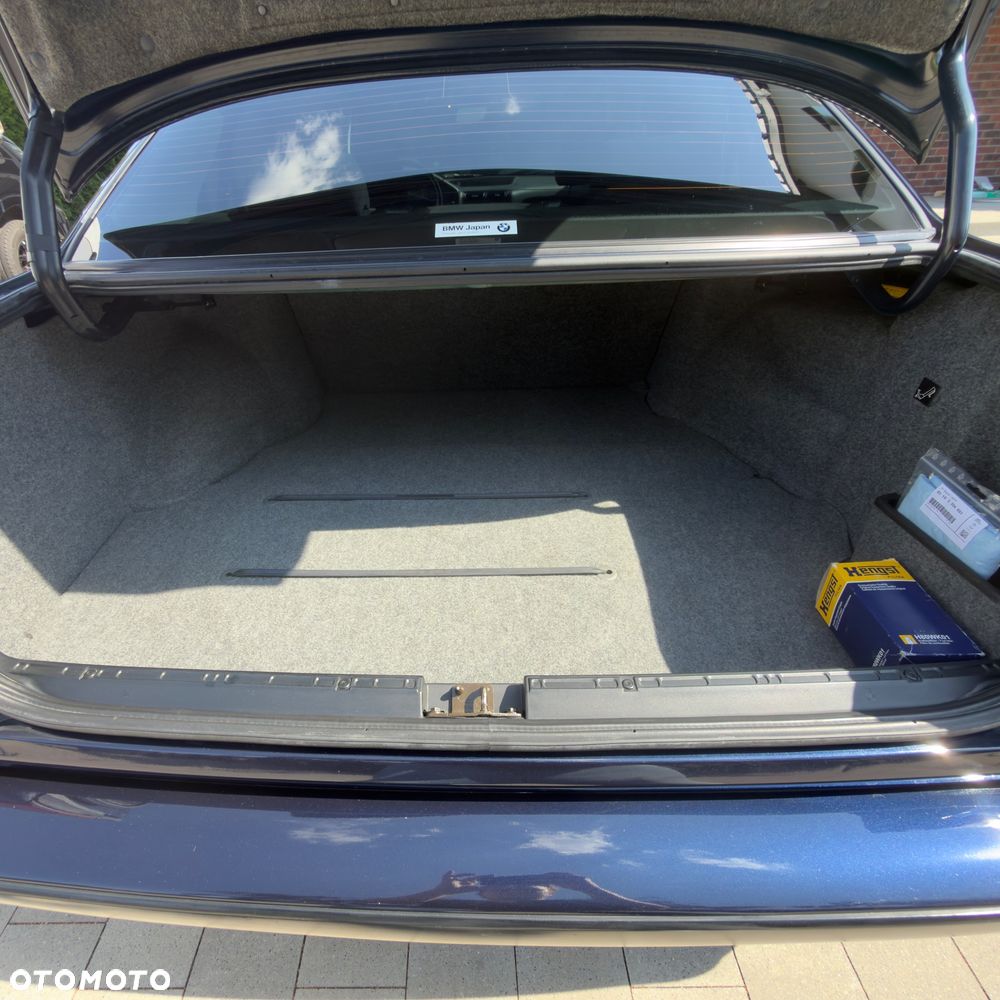 BMW Seria 5 530i V8 - 12