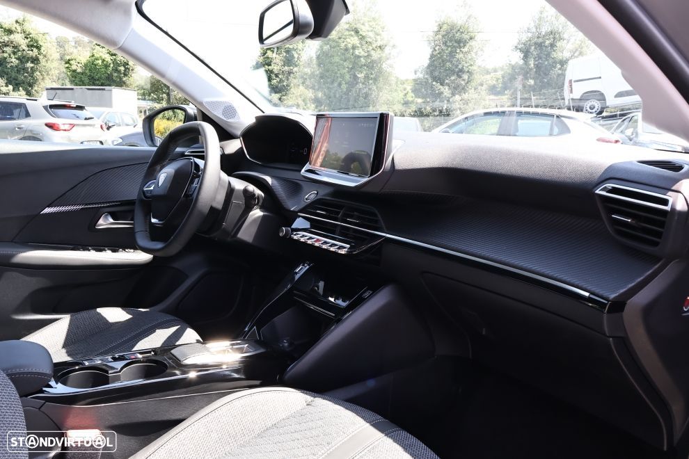 Peugeot e-208 51 kWh Allure - 11