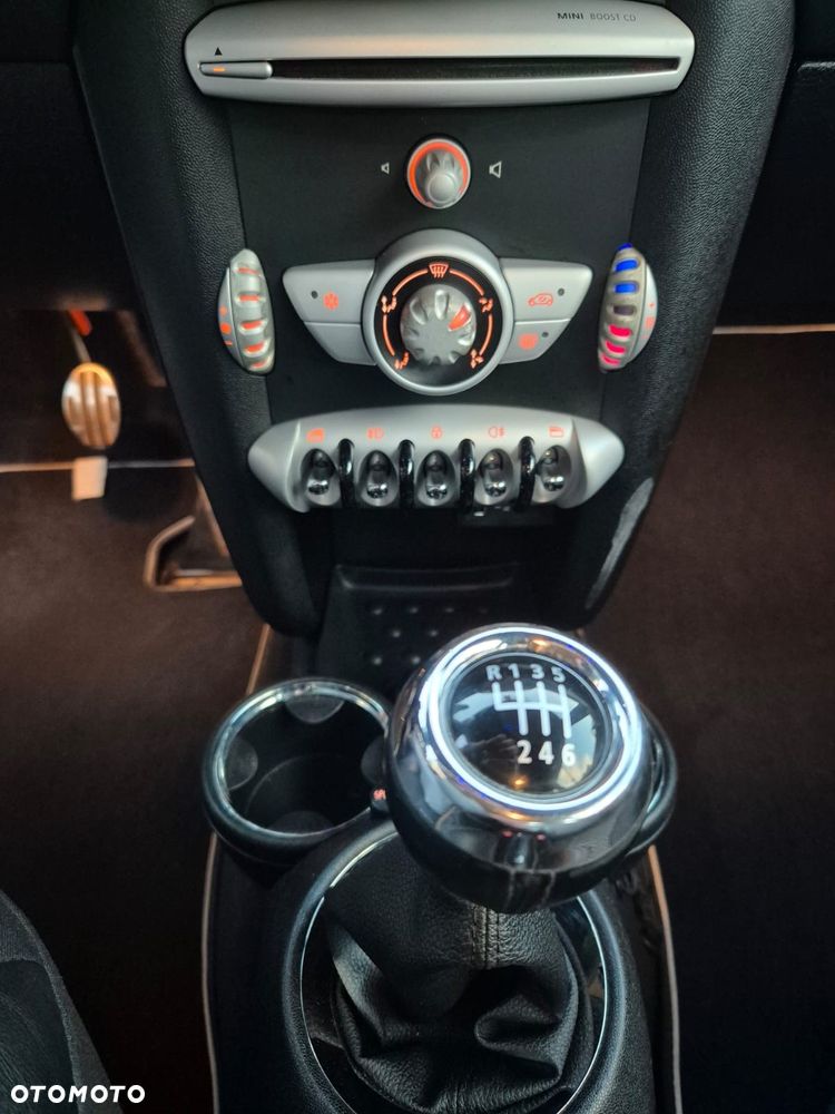 MINI Cooper S Standard - 11