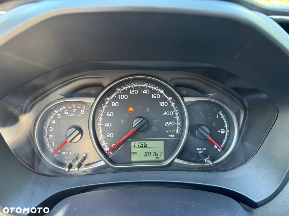 Toyota Yaris - 11