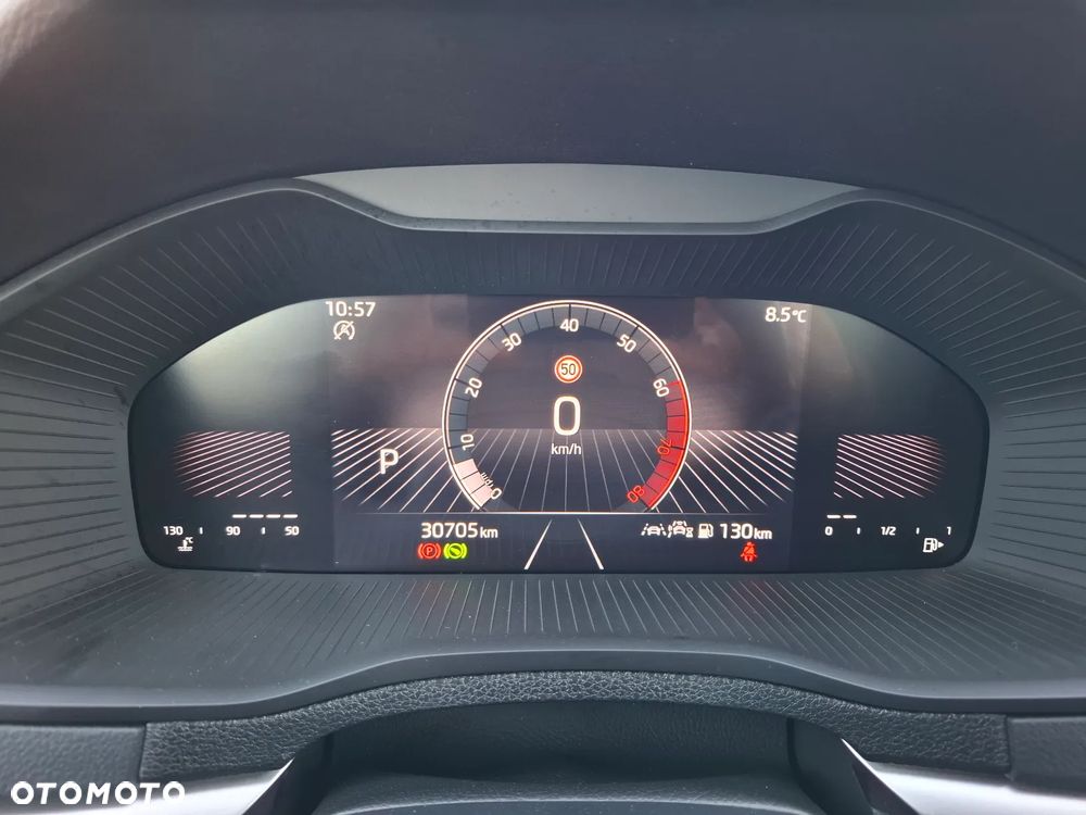 Skoda Karoq 1.5 TSI ACT Selection DSG - 17