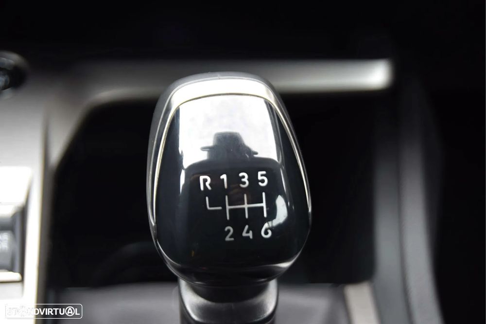 Peugeot 308 1.2 PureTech Active Pack - 18