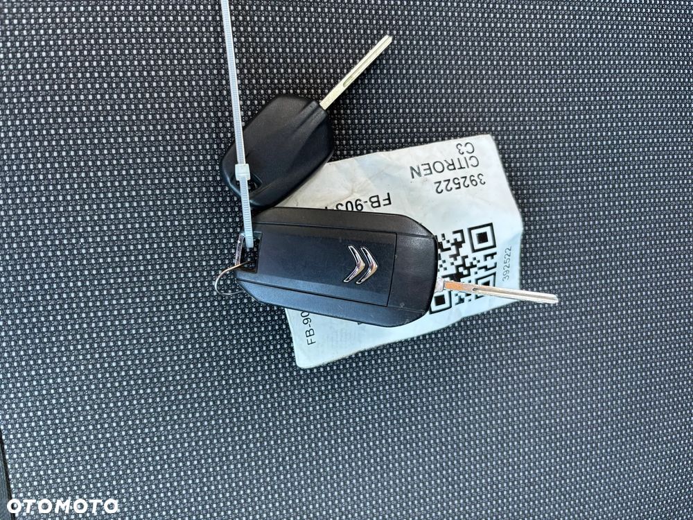 Citroën C3 Pure Tech 82 SHINE - 14