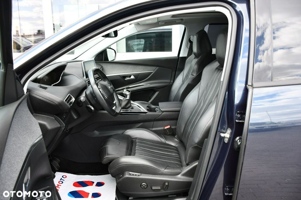 Peugeot 5008 - 17